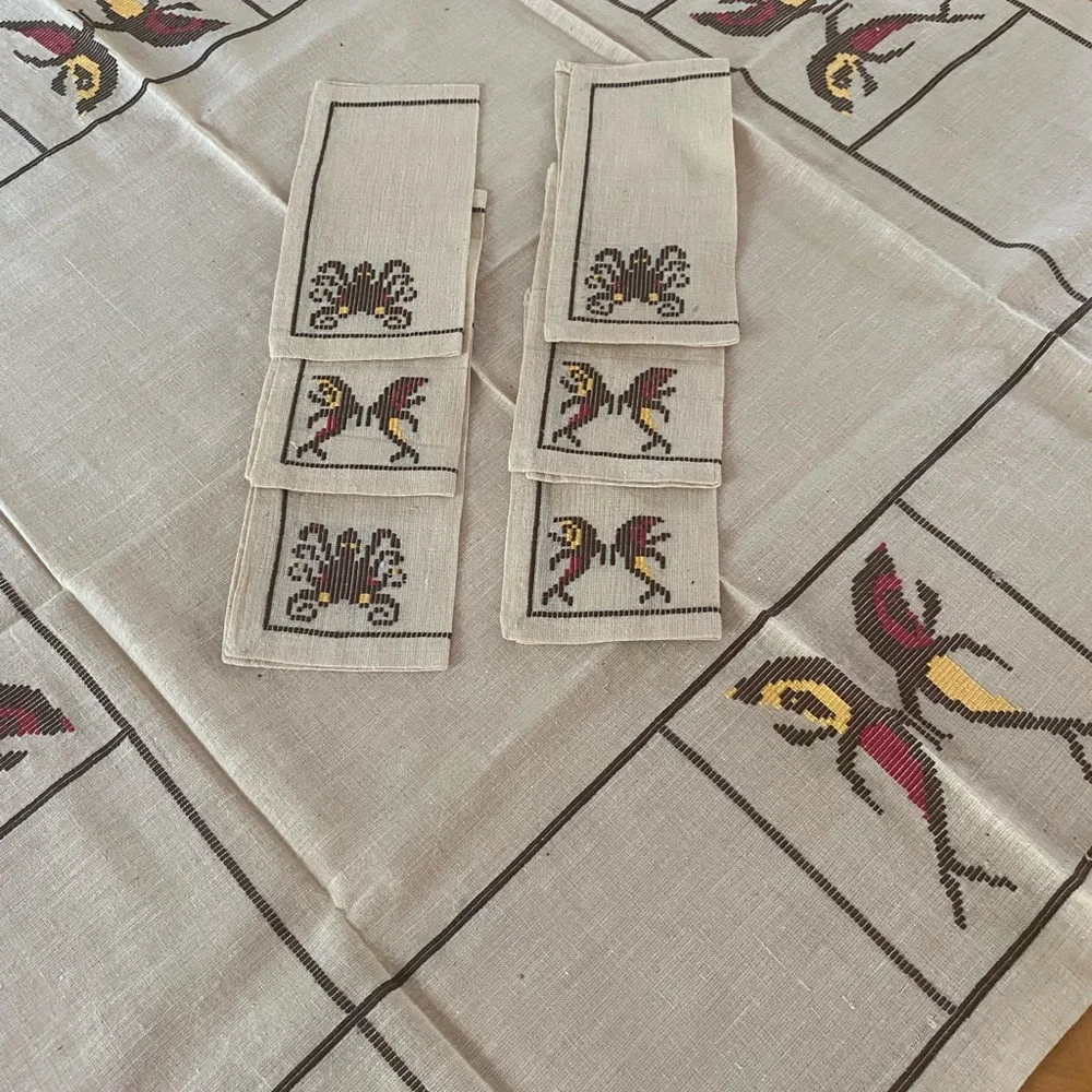 Vintage marine life table topper w/6 cocktail napkins hand cross stitched linen